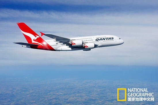 長途航班，漫漫長途。《都市達(dá)人》的Annie Fitzsimmons向我們介紹了幾條小貼士，幫助大家度過這段煎熬。攝影：Gilles ROLLE，Redux