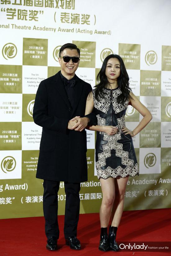 露胸露腿真的過時(shí)了 周公子教你露出高級感