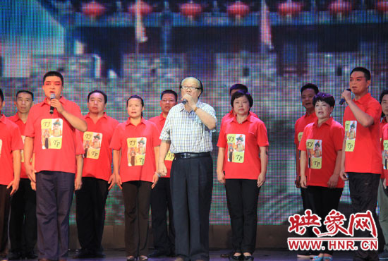 豫劇唐派藝術掌門人賈廷聚和眾弟子共同演出劇目 豫劇唐派藝術掌門人賈廷聚和眾弟子共同演出劇目