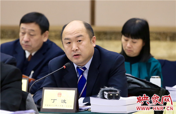 河南人大代表丁波:通過對(duì)行業(yè)的規(guī)劃吸引企業(yè)來河南發(fā)展 河南人大代表丁波:通過對(duì)行業(yè)的規(guī)劃吸引企業(yè)來河南發(fā)展