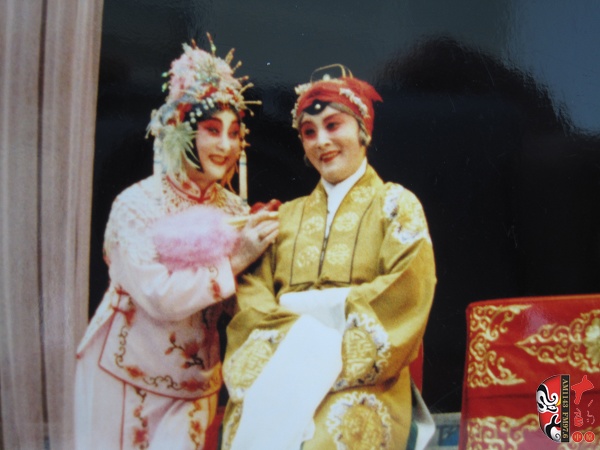 樊萍在《抬花轎》中飾周鳳蓮母親 樊萍在《抬花轎》中飾周鳳蓮母親