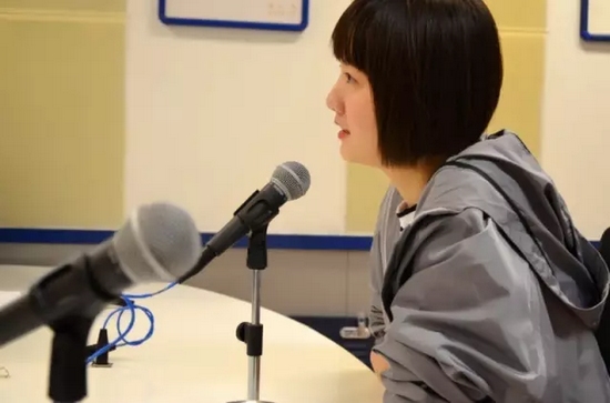 360°無死角，純素顏依舊那么美。這樣的顏值，你還敢說童星都長殘了？