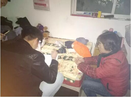 為盡快進(jìn)行資助 河南體彩及時家訪 為盡快進(jìn)行資助 河南體彩及時家訪