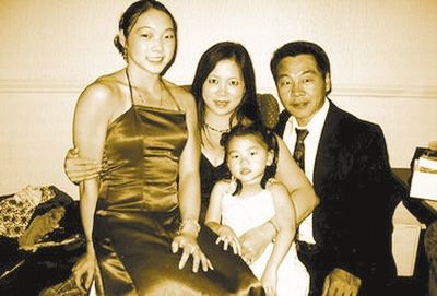 體操名宿女兒入選美國隊 粉絲為父籌赴英經(jīng)費 體操名宿女兒入選美國隊 粉絲為父籌赴英經(jīng)費