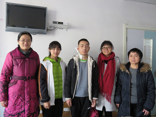 學校師生期待余科同學早日回歸校園 學校師生期待余科同學早日回歸校園