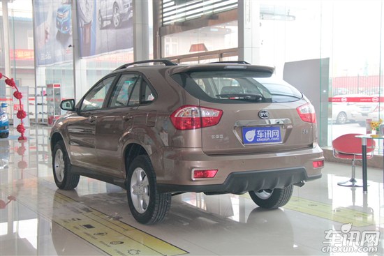 比亞迪S6 比亞迪S6