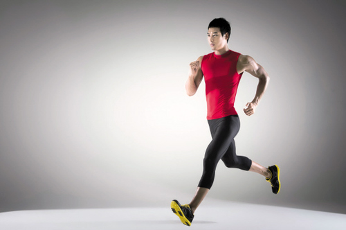 跑步過(guò)度，有害健康