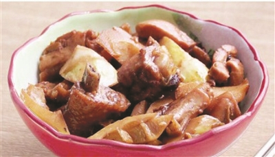 春筍新鮮上市 買竹筍應選筍節(jié)較多的 春筍新鮮上市 買竹筍應選筍節(jié)較多的