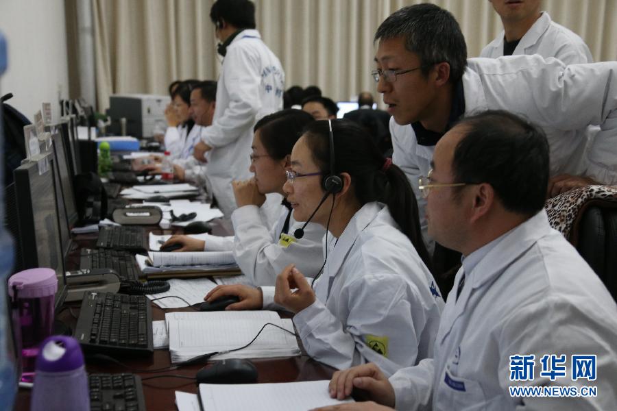 嫦娥三號(hào)平穩(wěn)落月 中國(guó)首次地外天體軟著陸成功 嫦娥三號(hào)平穩(wěn)落月 中國(guó)首次地外天體軟著陸成功