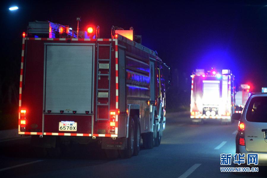 4月7日，消防車輛趕往事故現(xiàn)場(chǎng)。