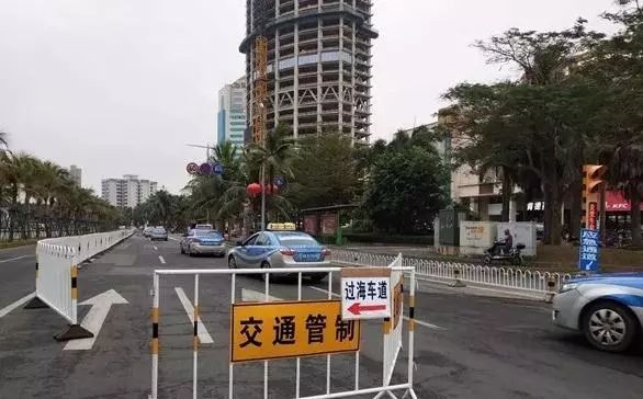 一家五口滯留?？?天 港口附近方便面都買不到