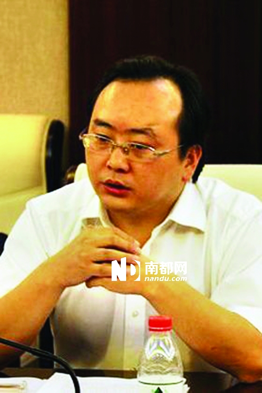 恩施州中級人民法院辦公室主任劉國峰。 圖片來源：騰訊