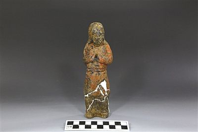 1號(hào)墓出土的陶俑。新華社發(fā)