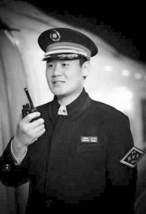 袁閱說，女友讓他挺感動 本人供圖