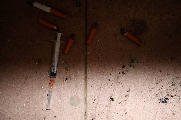 真實(shí)記錄一個(gè)吸毒者生命最后19天 真實(shí)記錄一個(gè)吸毒者生命最后19天