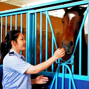 探大連女騎警訓練基地