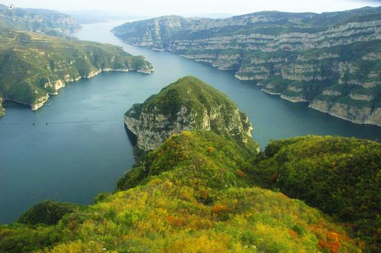 到黃河三峽“飛”黃河、拜孔子、探溶洞