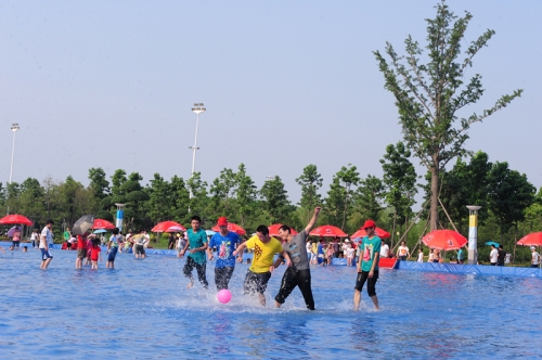 2014鄭州綠博園第二屆綠博之夜即將開(kāi)幕 2014鄭州綠博園第二屆綠博之夜即將開(kāi)幕