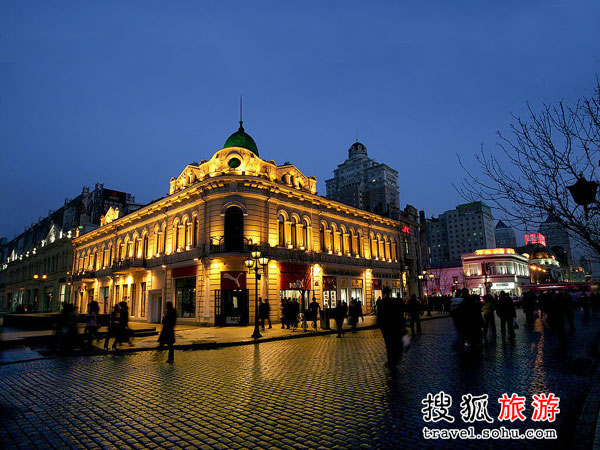 遠(yuǎn)離火爐!去“四大冰窖”過(guò)個(gè)清涼夏天 遠(yuǎn)離火爐!去“四大冰窖”過(guò)個(gè)清涼夏天