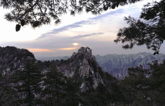 三門峽小秦嶺開園 我省國家地質(zhì)公園又添新丁 三門峽小秦嶺開園 我省國家地質(zhì)公園又添新丁