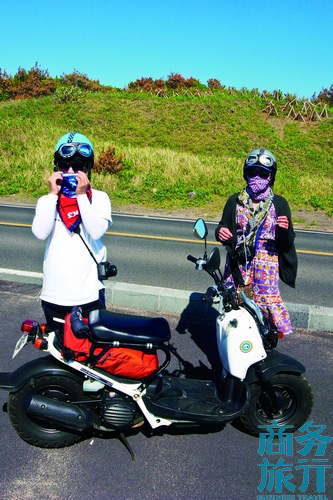 路遇環(huán)島的大學(xué)生。