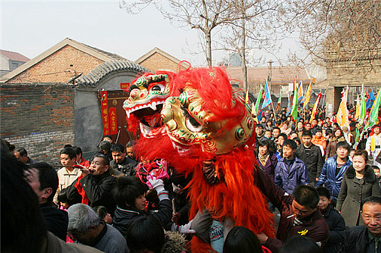 過(guò)大年 逛廟會(huì)——鶴壁?？h社火古廟會(huì)戲耍攻略