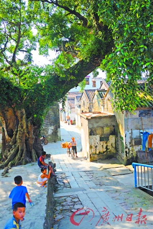 古鶴村的村落風(fēng)貌保存完好,猶如一處“世外桃源 ”。