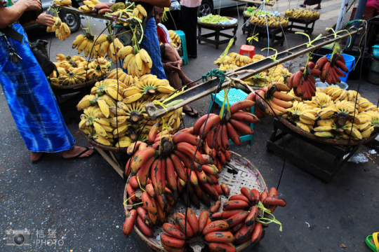 緬甸，繽紛的街邊平民小吃