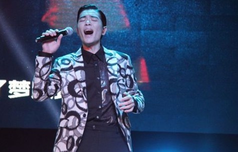 蕭敬騰被網(wǎng)友奉為“雨神”。