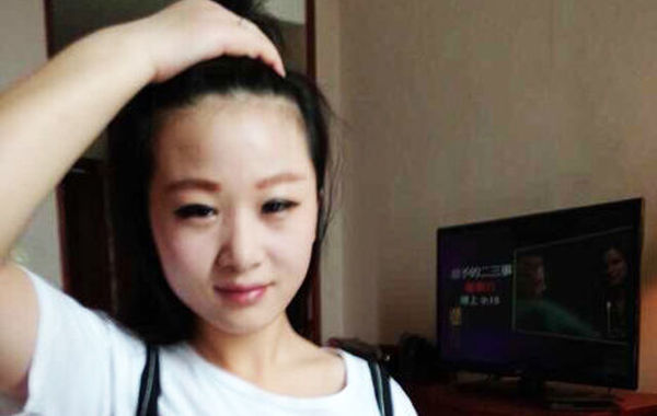 鄧建國新女友。