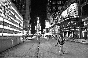 “史上最強風(fēng)暴”桑迪逼近美國東海岸 “史上最強風(fēng)暴”桑迪逼近美國東海岸