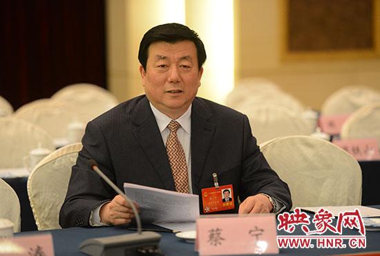 全國人大代表、河南省人民檢察院檢察長蔡寧