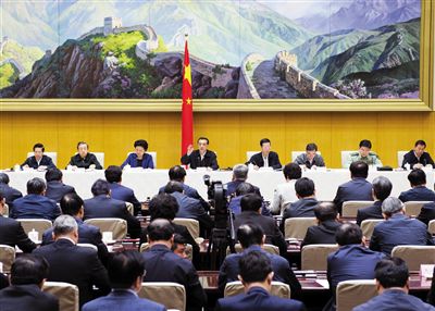 5月12日，國務(wù)院召開推進(jìn)簡政放權(quán)放管結(jié)合職能轉(zhuǎn)變工作電視電話會議，李克強總理發(fā)表講話。新華社記者