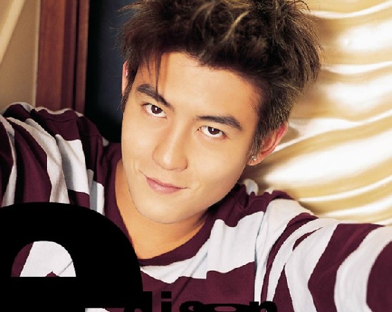 曝陳冠希要當(dāng)爸爸了？ 女友已懷孕幾個(gè)月