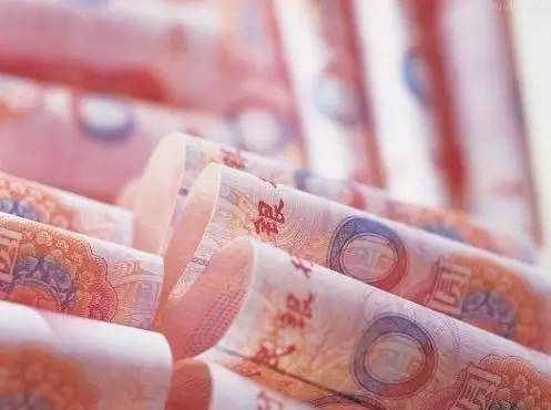 對增收潛力大、帶動能力強的7大群體（技能人才、新型職業(yè)農民、科研人員、小微企業(yè)創(chuàng)業(yè)者、企業(yè)經營管理人、基層干部隊伍、有勞動能力困難群體）實施激勵計劃，推出差別化收入分配激勵政策，帶動城鄉(xiāng)居民實現(xiàn)總體增收。