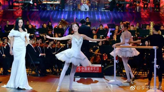 《創(chuàng)造101》主題曲公布，這個被吐槽油膩的c位是什么來頭？