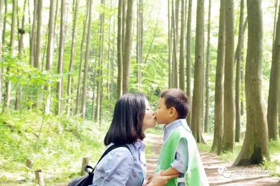 好暖心的畫面！