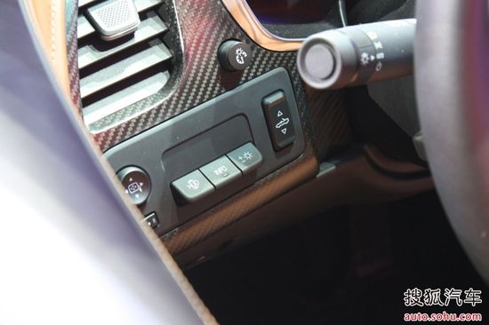 雪佛蘭克爾維特敞篷版亮相 雪佛蘭克爾維特敞篷版亮相