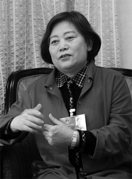 代表檔案：王繡 全國人大代表、洛陽博物館名譽館長