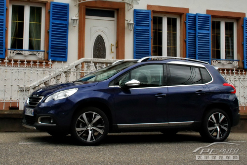 標(biāo)致2008 標(biāo)致2008