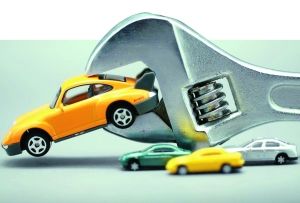 國慶節(jié)起，由國家質(zhì)檢總局發(fā)布的《家用汽車產(chǎn)品修理、更換、退貨責(zé)任規(guī)定》(簡稱汽車“三包”)將正式實施。不少業(yè)內(nèi)人士表示，汽車“三包”政策的落實，二手車市場或?qū)⒌靡浴跋磁啤薄? oldsrc=