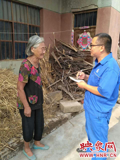 中石化葉縣分公司到幫扶村進行幫扶入戶調(diào)查 中石化葉縣分公司到幫扶村進行幫扶入戶調(diào)查