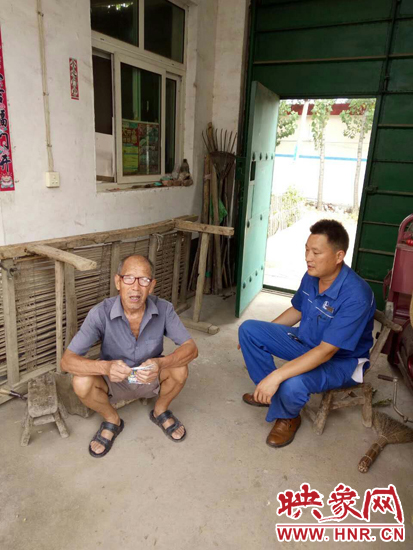 中石化葉縣分公司到幫扶村進行幫扶入戶調(diào)查 中石化葉縣分公司到幫扶村進行幫扶入戶調(diào)查