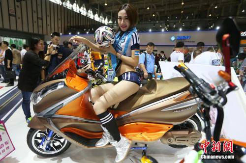 模特?fù)屟劢K國際自行車電動車交易會 模特?fù)屟劢K國際自行車電動車交易會