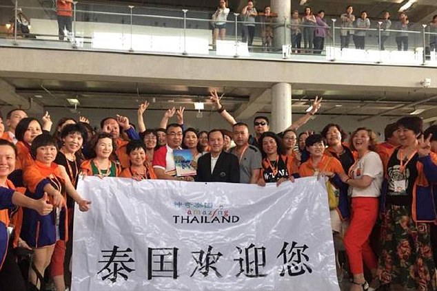 李錦記后人請(qǐng)1.3萬員工游泰國 李錦記后人請(qǐng)1.3萬員工游泰國