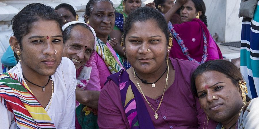 印度變性人社區(qū):處在底層受歧視 印度變性人社區(qū):處在底層受歧視