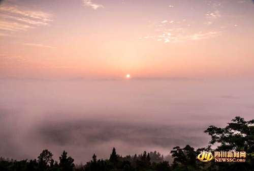 四川達州現輻射霧似海市蜃樓 四川達州現輻射霧似海市蜃樓
