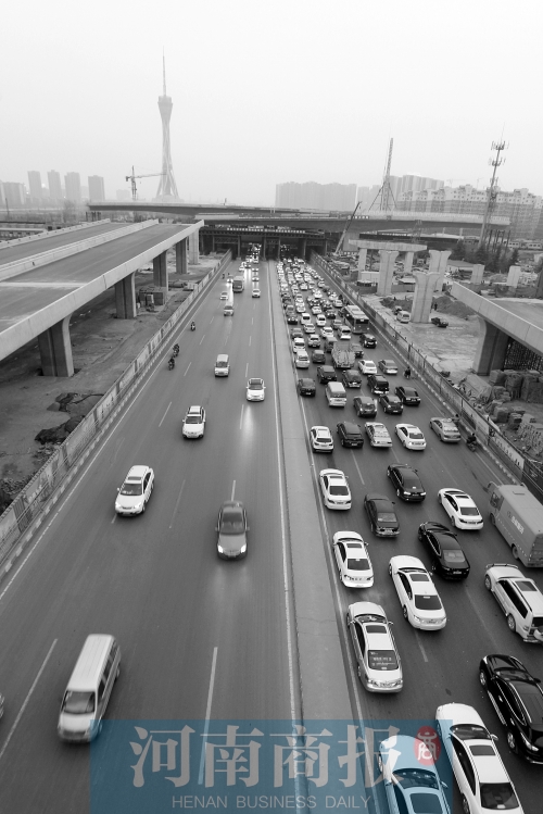 中州大道這段路今上午封閉 提醒司機(jī)朋友繞行 中州大道這段路今上午封閉 提醒司機(jī)朋友繞行