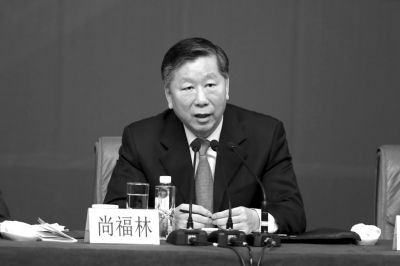 銀監(jiān)會(huì)主席尚福林。記者王海欣攝