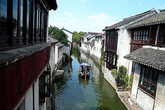 黃金周多個(gè)景區(qū)遇冷:黃山五臺山游客同比降3成 黃金周多個(gè)景區(qū)遇冷:黃山五臺山游客同比降3成